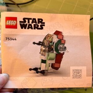 LEGO Star Wars Boba Fett's Starship with Red and Green